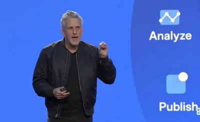 Aaron Levie, CEO Box, speaks at Boxworks 2025 against a blue background
