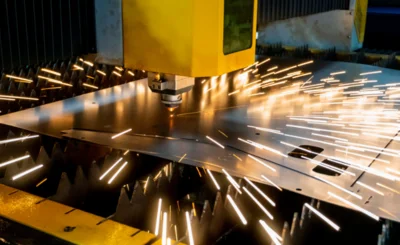 Industrial Laser cutting processing manufacture technology © zekeriya karatas - Canva